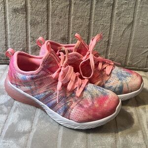 Skechers tennis shoes big girl size 3